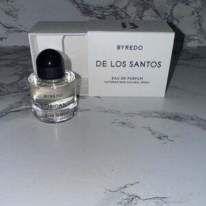 NWT Byredo De Los Santos 0.27 fl oz
Never used
Still in box
100% authentic